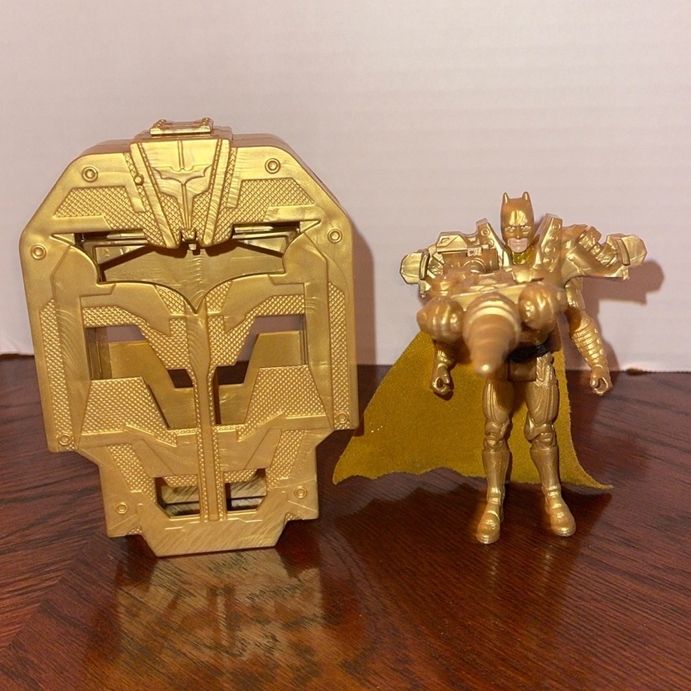 Gold rare Batman action figure/set